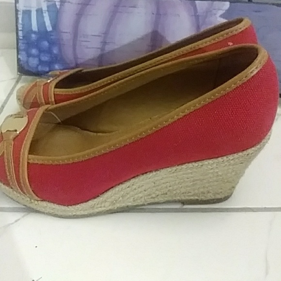 Wedged Shoes - Picture 3 of 6